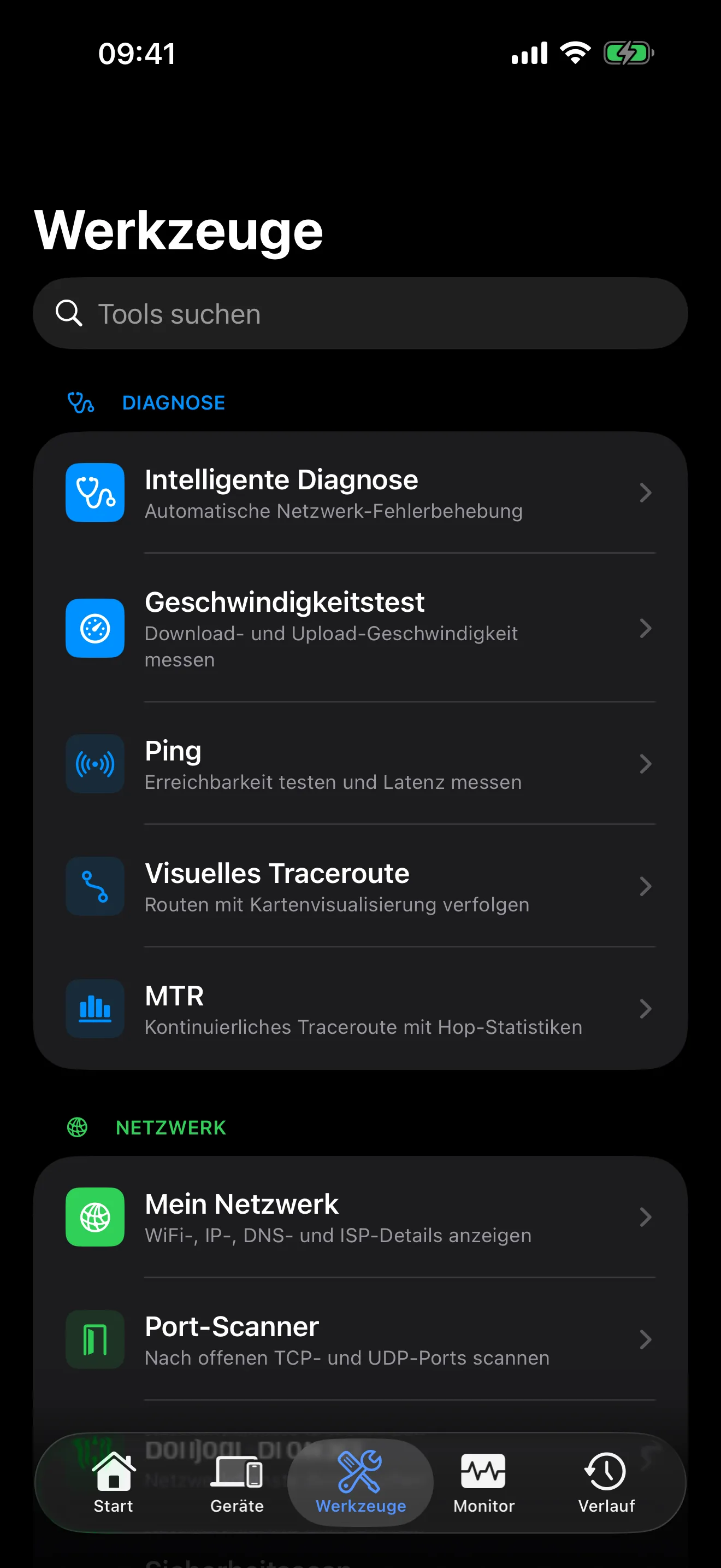 Die Netzwerk-Diagnosetools von PingKit, nach Kategorien geordnet, auf dem iPhone